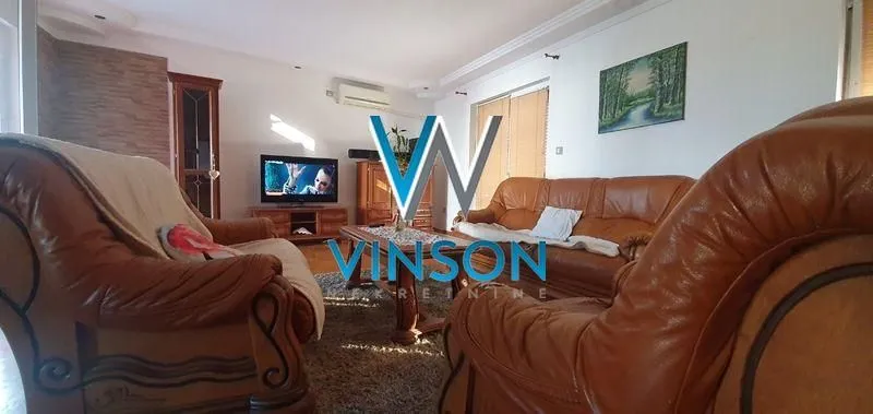 Rent, four bedroom apartment, 198m², Petrovaradin, Novi Sad