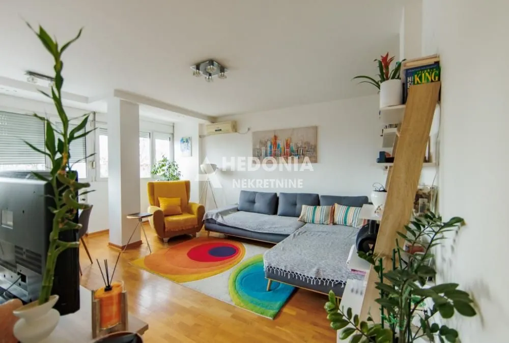 Sale, three bedroom apartment, 90m², Novi Beograd Blok 37, Novi Beograd Sve Podlokacije