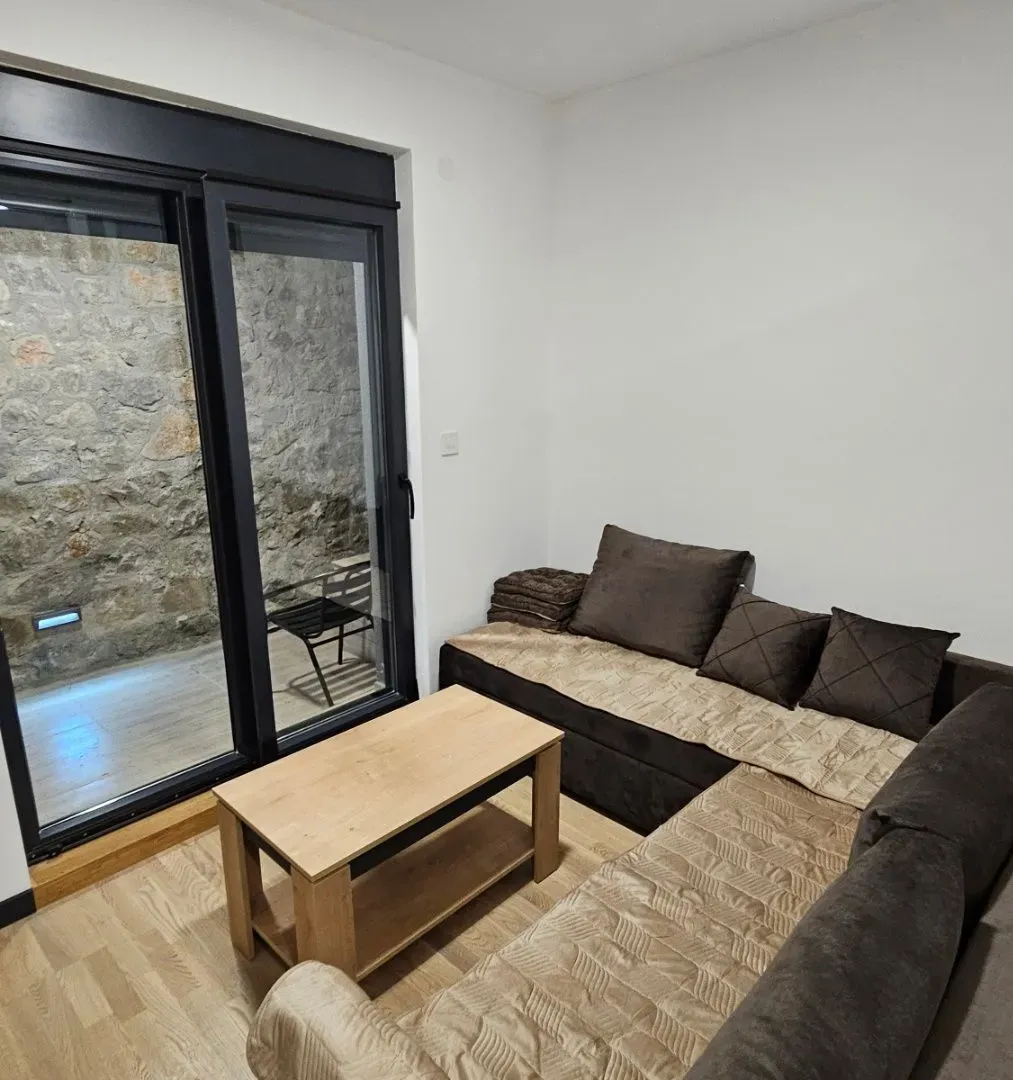 Rent, one bedroom apartment, 37m², Gorica C, Podgorica