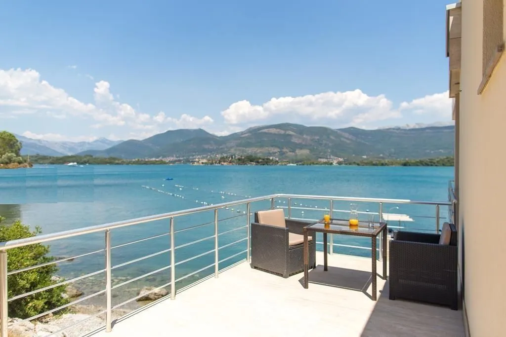 Prodaja, kuća, 170m², Krašići, Tivat