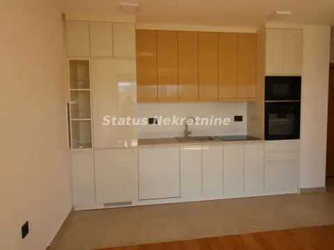 Izdavanje, trosoban stan, 60m², Sajmište, Novi Sad - image 9