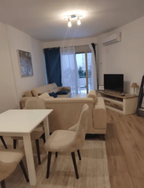 Rent, apartment, 65m², Bečići, Budva