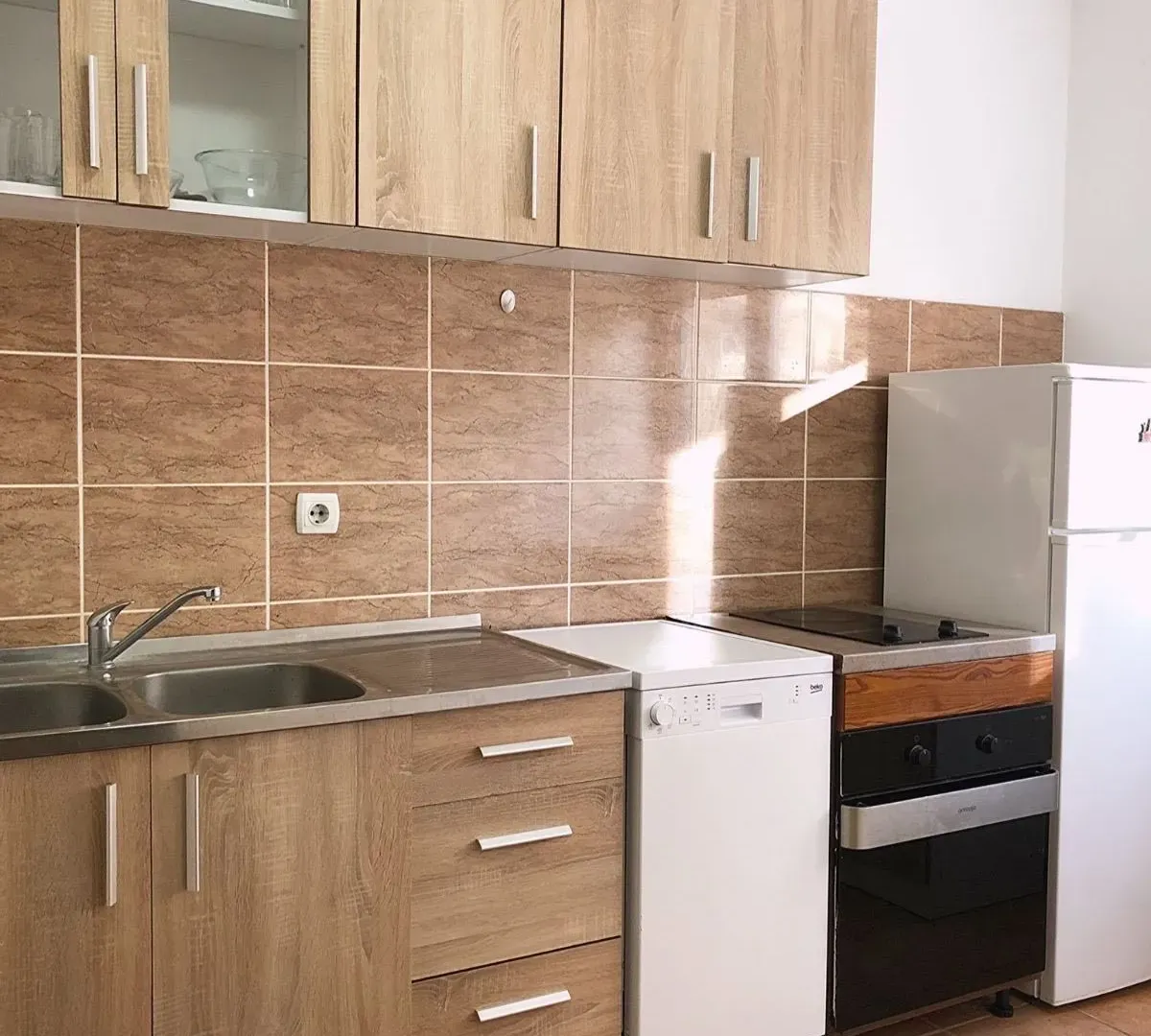 Izdavanje, stan, 70m², Budva, Crna Gora