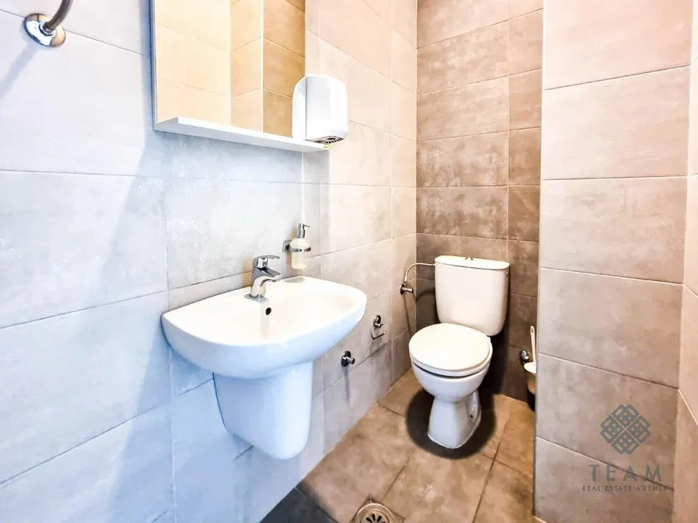 Rent, office space, 180m², Tološka šuma, Podgorica