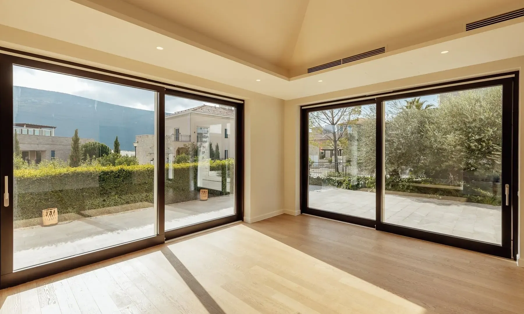 Prodaja, kuća, 287m², Portonovi, Herceg Novi