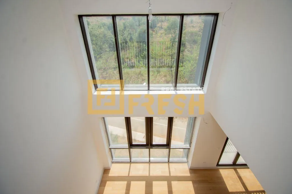 Prodaja, četvorosoban stan, 151m², Gornja Gorica, Podgorica