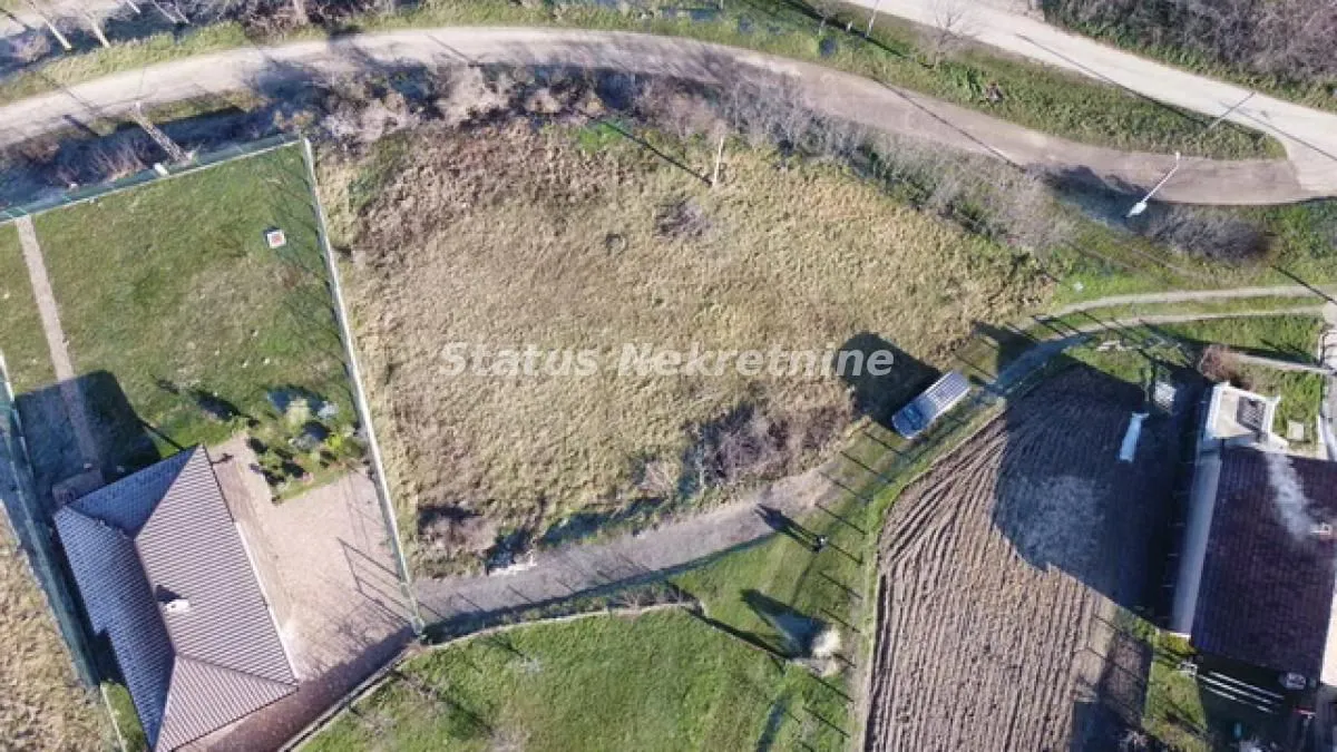 Prodaja, plac, 893m², Beočin, Srbija