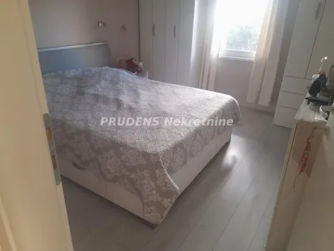 Sale, house, 243m², Surčin, Beograd - image 10