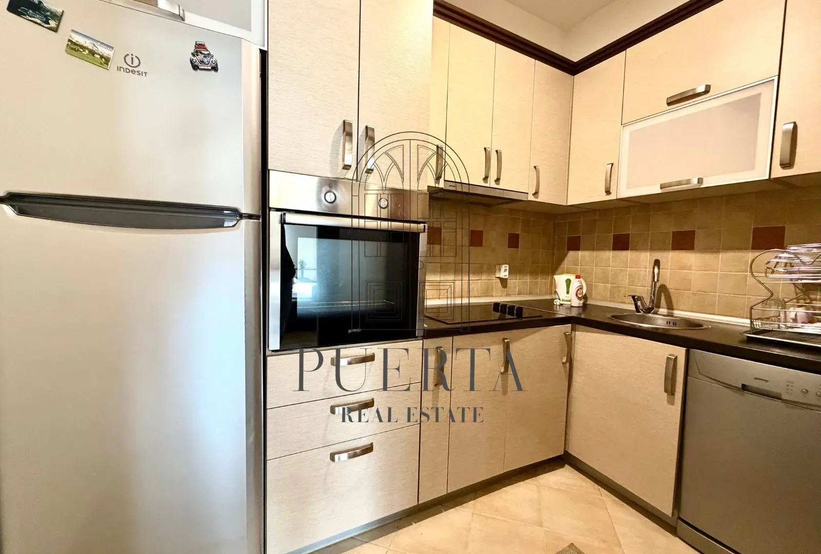 Izdavanje, jednosoban stan, 49m², Krivi Most, Podgorica