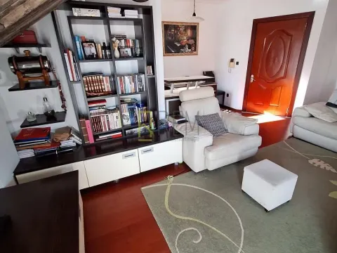 Prodaja, trosoban stan, 87m², Stari Aerodrom, Podgorica - image 8