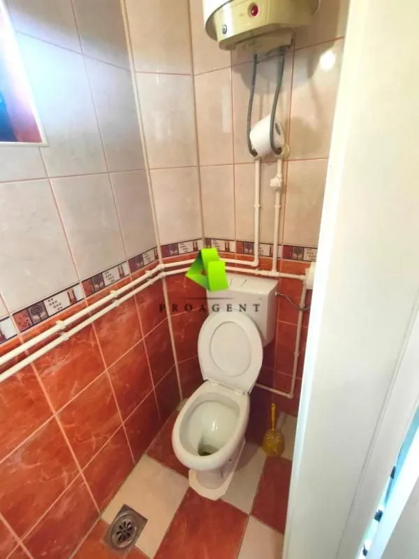 Sale, office space, 92m², Medijana, Niš