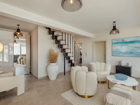 Sale, three bedroom apartment, 172m², Đenovići, Herceg Novi - image 5