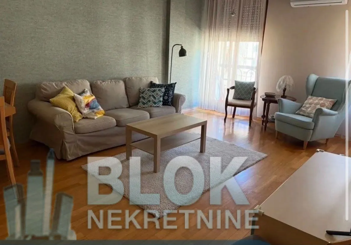Izdavanje, jednosoban stan, 45m², Centar, Podgorica
