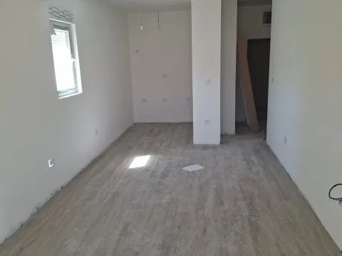 Sale, one bedroom apartment, 56m², Lazi, Budva - image 7