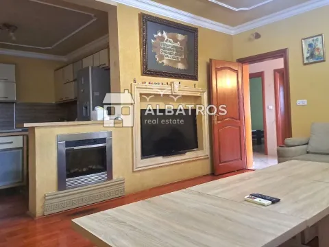 Izdavanje, trosoban stan, 145m², Šušanj, Bar - image 2