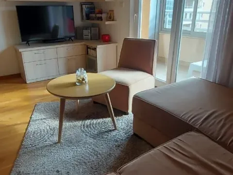 Sale, one bedroom apartment, 30m², City Kvart, Podgorica - image 15