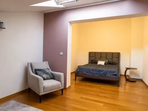 Rent, two bedroom apartment, 140m², City Kvart, Podgorica - image 3