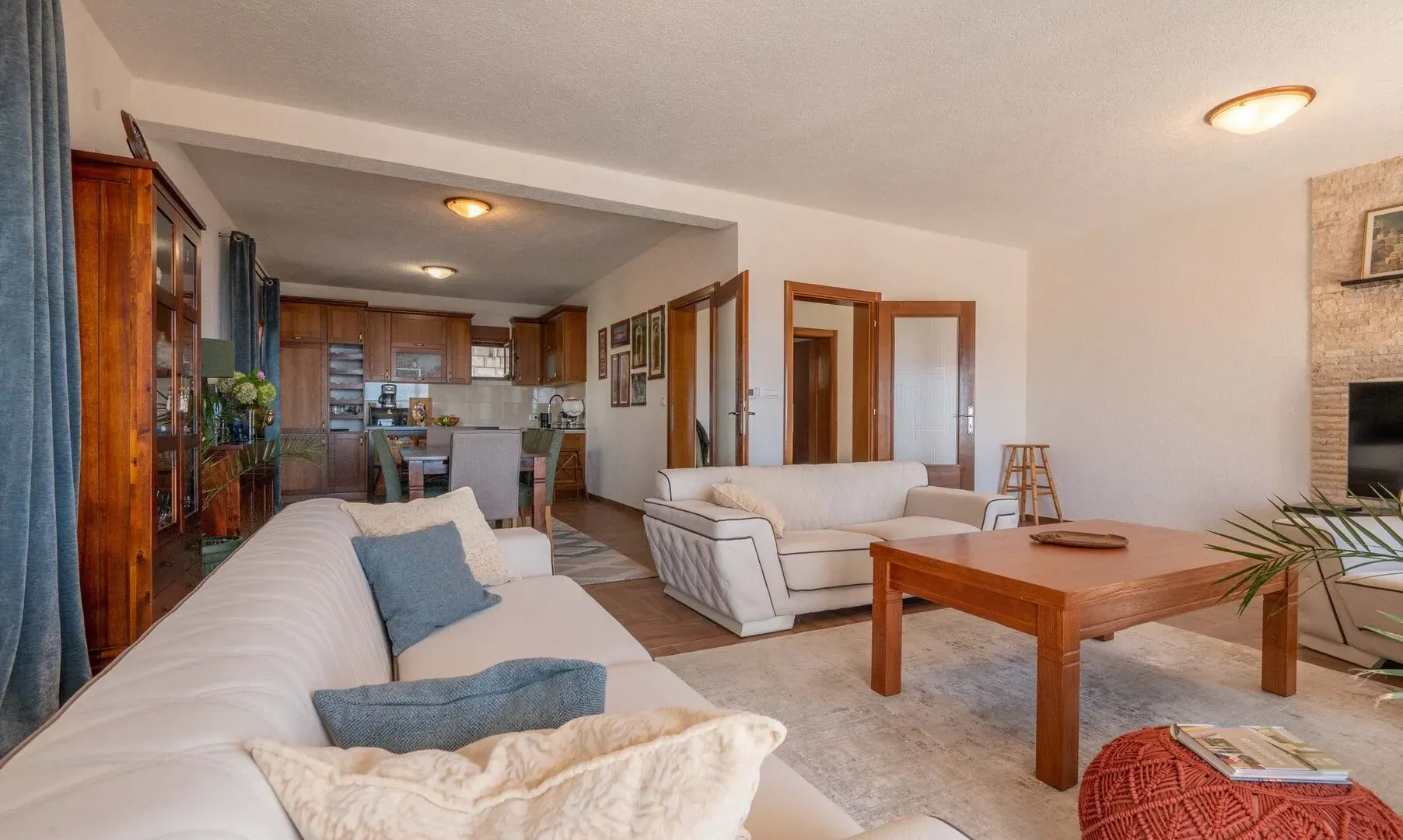 Sale, house, 500m², Šušanj, Bar