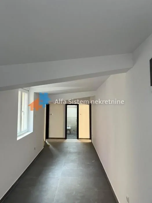 Izdavanje, stan, 250m², Stari Grad, Beograd