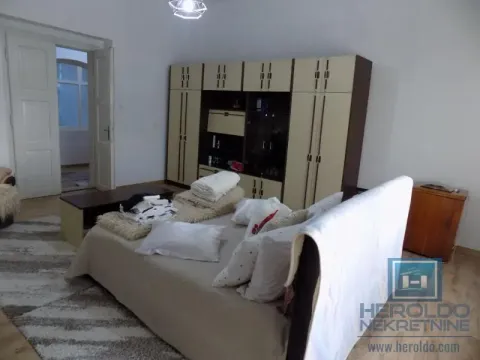 Prodaja, trosoban stan, 104m², Ćuprija, Srbija - image 19