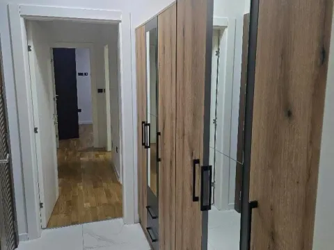 Izdavanje, dvosoban stan, 100m², Dalmatinska ulica, Podgorica - image 7