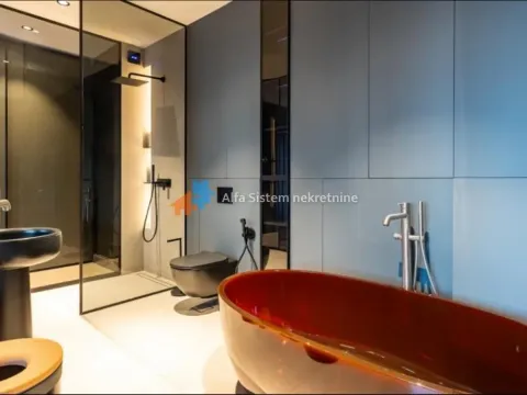 Izdavanje, trosoban stan, 193m², Stari Grad, Beograd - image 20