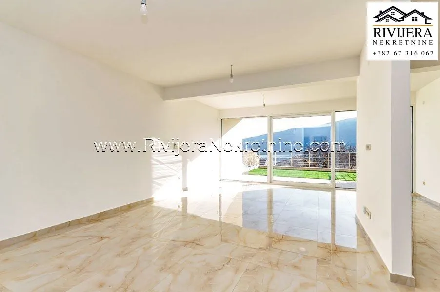 Sale, two bedroom apartment, 92m², Baošići, Herceg Novi