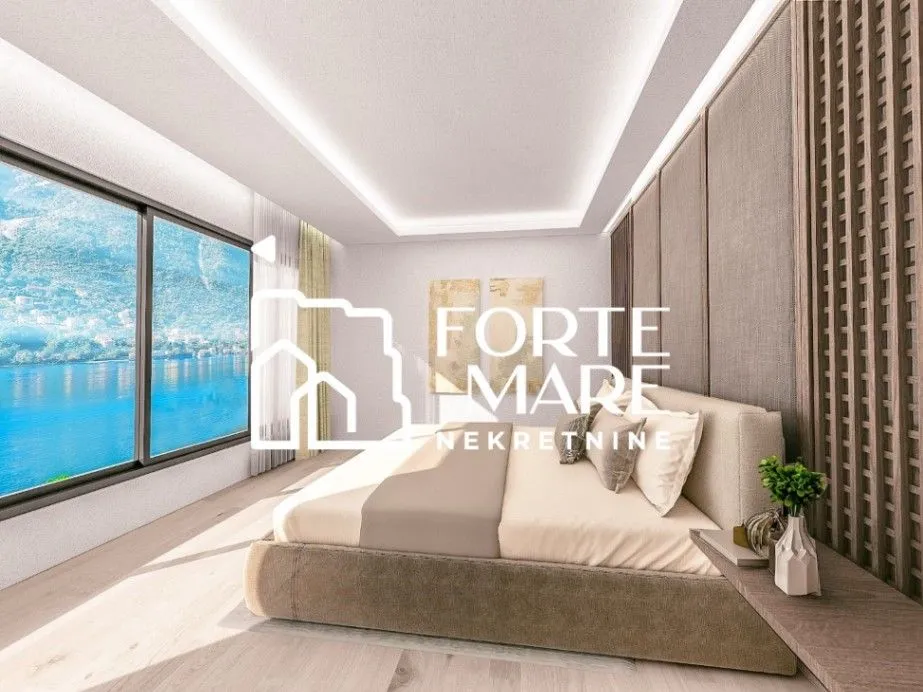 Sale, house, 323m², Dobrota, Kotor
