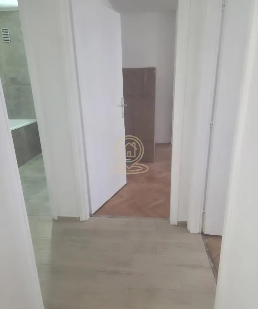 Prodaja, trosoban stan, 75m², Medijana, Niš
