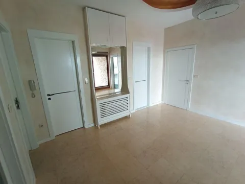 Sale, three bedroom apartment, 270m², Centar, Podgorica - image 21