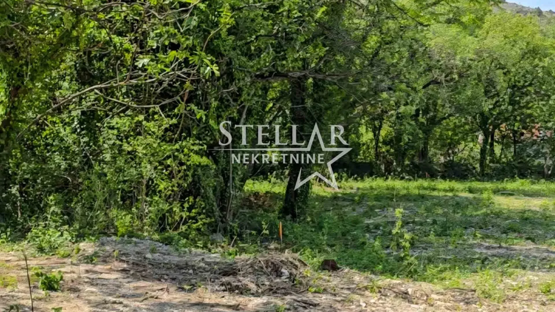 Prodaja, stan, 2072m², Murtovina, Podgorica