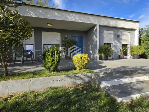 Rent, house, 100m², Velje Brdo, Podgorica - image 4