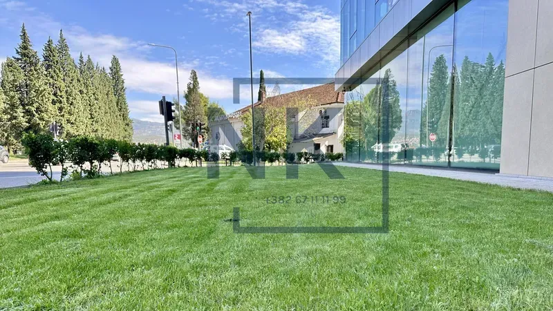 Rent, office space, 2542m², Centar, Podgorica