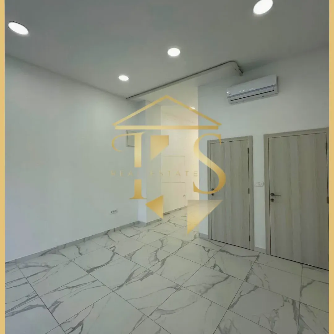 Rent, office space, 50m², Seljanovo, Tivat