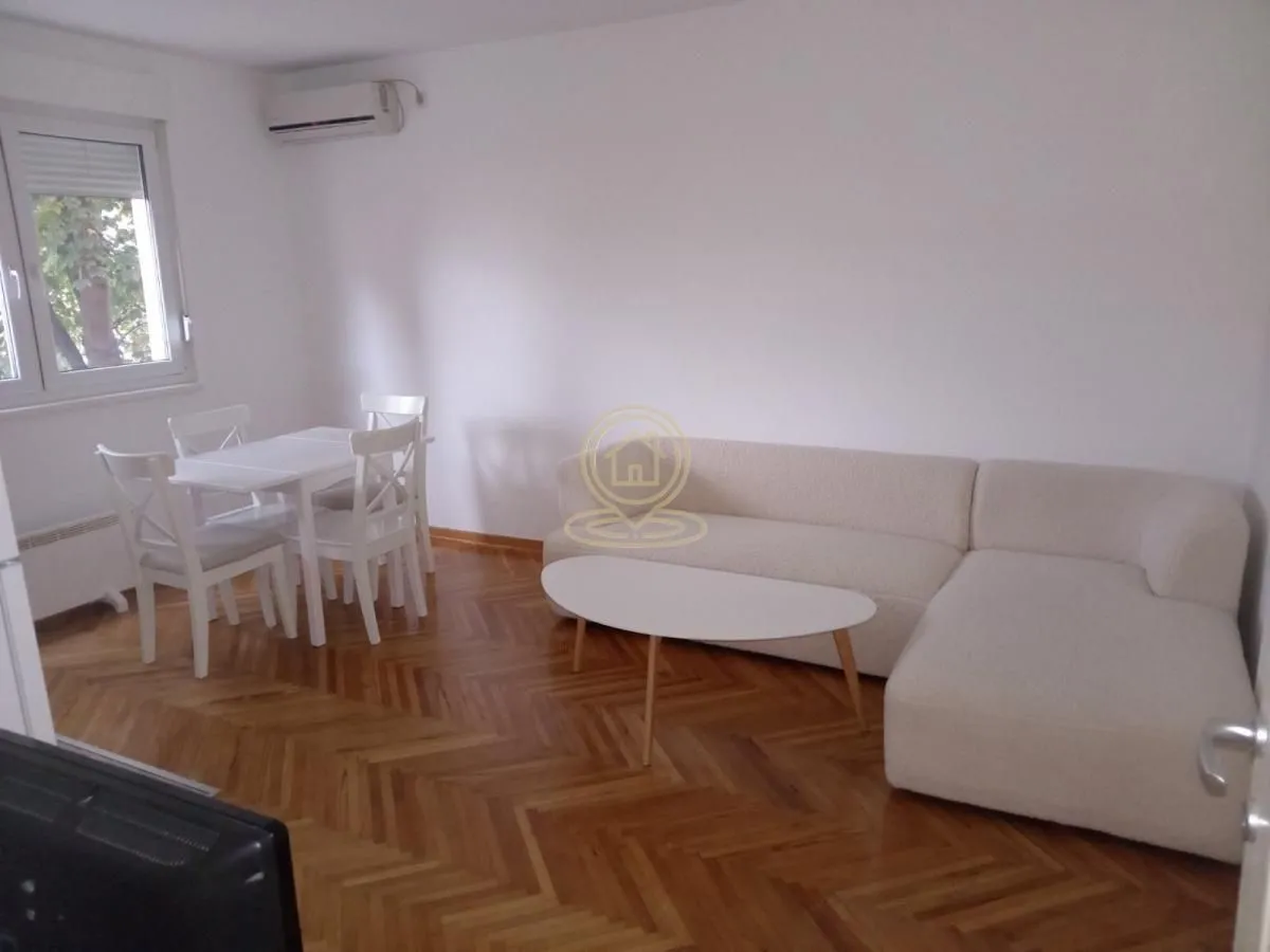 Rent, two bedroom apartment, 44m², Karaburma, Palilula Sve Podlokacije