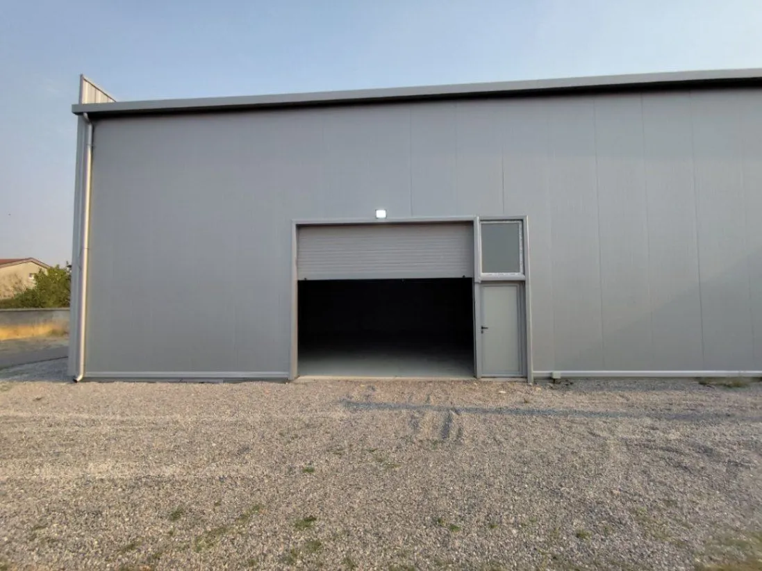 Rent, office space, 250m², Tuzi, Podgorica