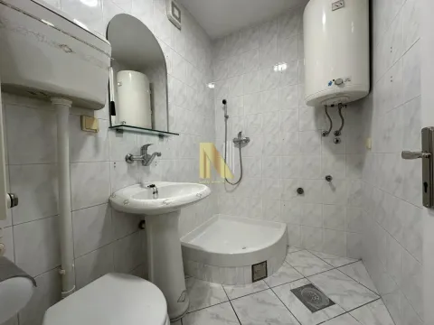 Sale, four bedroom apartment, 96m², Centar, Novi Sad - image 10