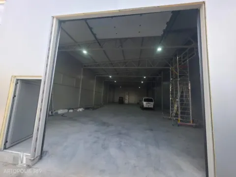 Rent, office space, 370m², Čukarica, Beograd - image 4