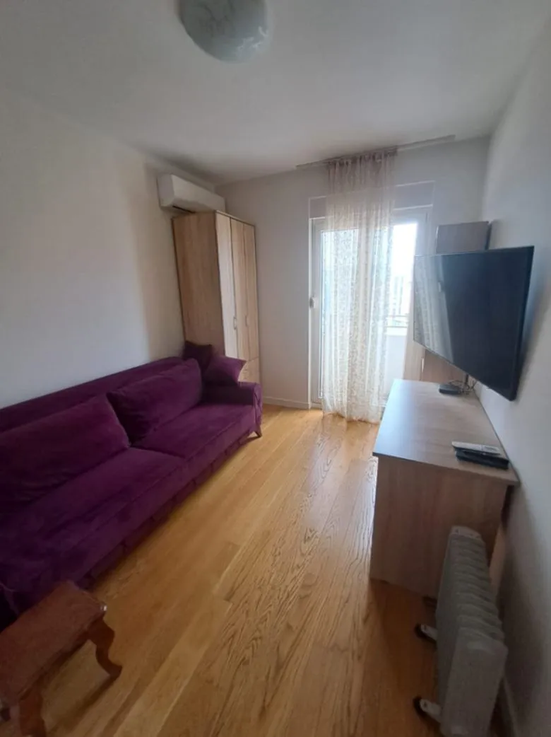 Rent, three bedroom apartment, 105m², Central Point, Podgorica