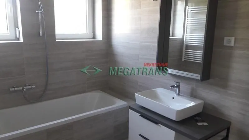 Prodaja, četvorosoban stan, 115m², Telep, Novi Sad Sve Podlokacije