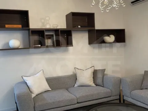Rent, one bedroom apartment, 75m², Tivat, Crna Gora - image 12