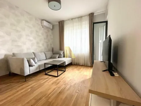 Izdavanje, jednosoban stan, 40m², Adamovićevo Naselje, Novi Sad Sve Podlokacije - image 2