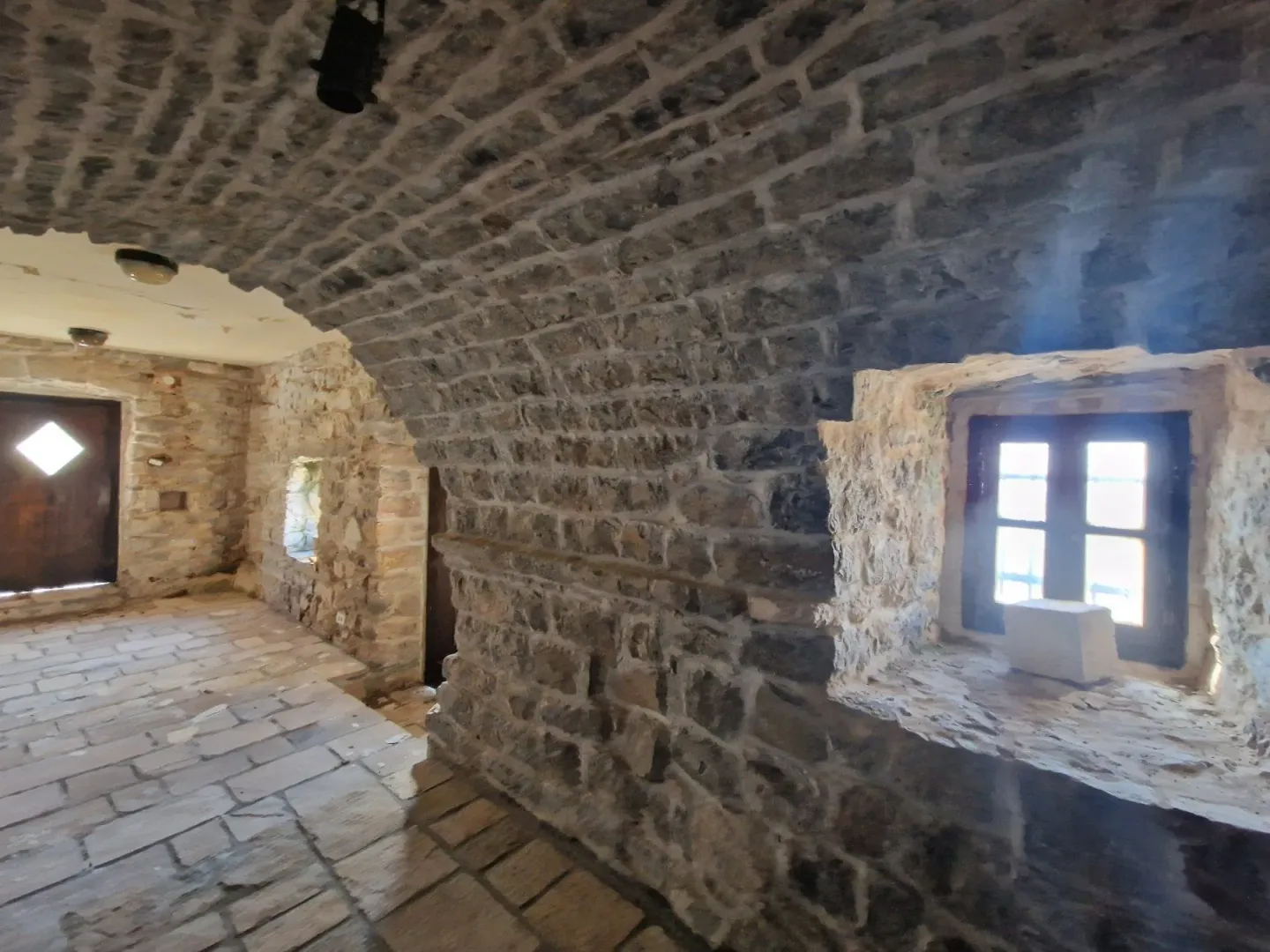 Sale, house, 370m², Sveti Stefan, Budva