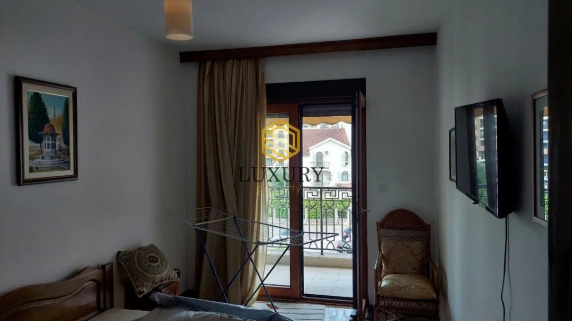 Izdavanje, jednosoban stan, 50m², Ljubović, Podgorica