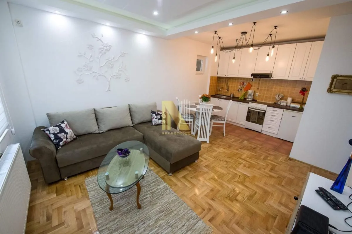 Izdavanje, jednosoban stan, 35m², Podbara, Novi Sad Sve Podlokacije