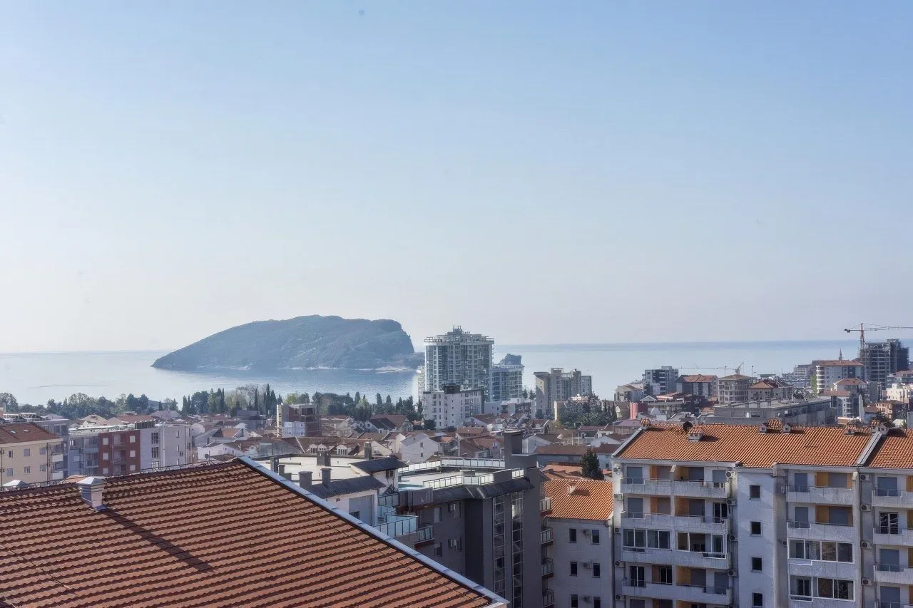 Sale, four bedroom apartment, 115m², Rozino, Budva