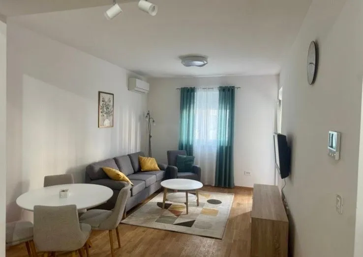 Rent, one bedroom apartment, 46m², Stari Aerodrom, Podgorica