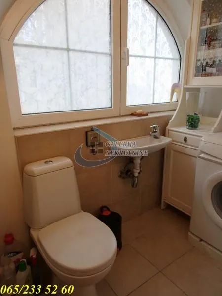 Sale, four bedroom apartment, 110m², Stari Grad, Beograd