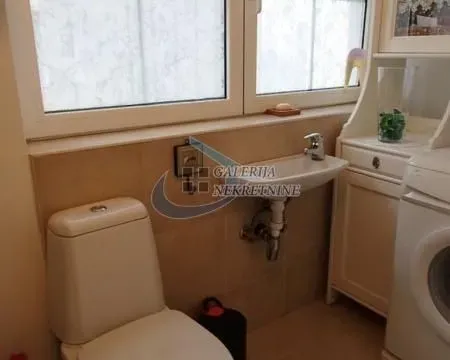 Sale, four bedroom apartment, 110m², Stari Grad, Beograd - image 24