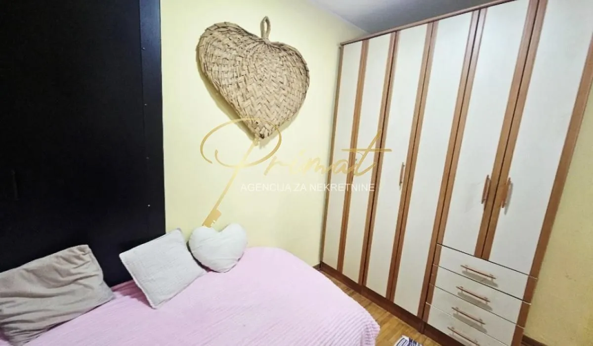 Prodaja, četvorosoban stan, 74m², Palilula Sve Podlokacije, Beograd